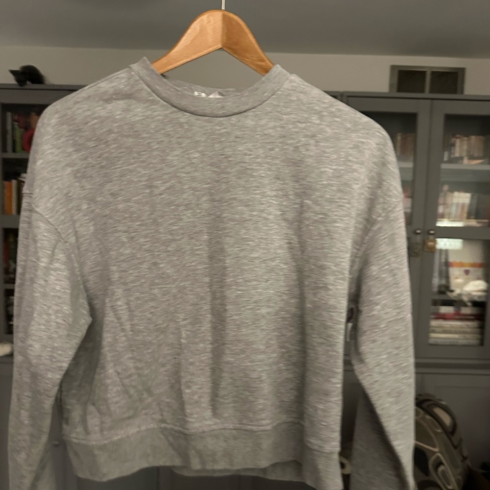 Youth cropped crewneck